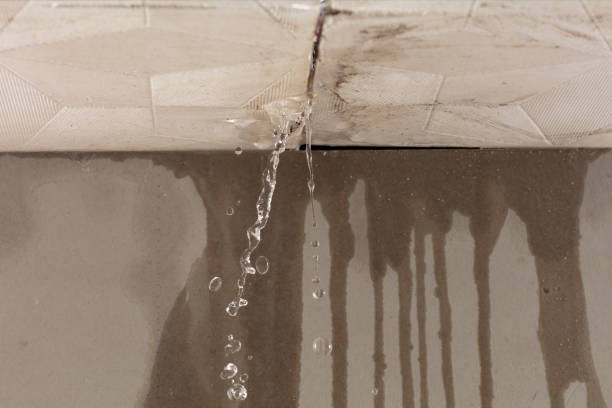 Professional Water Extraction technician working in Hope Valley, RI
